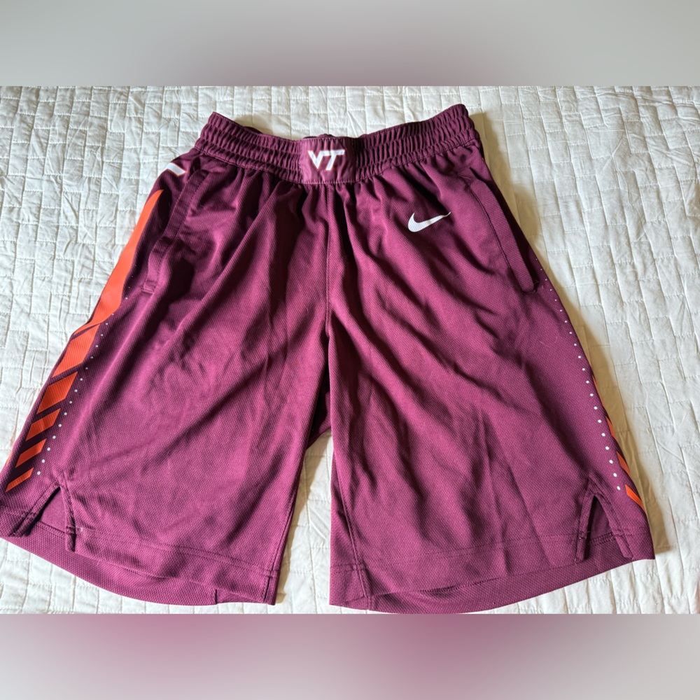 Virginia Tech Basketball Shorts Nike Team Large Shorts Orange Maroon + Tee Hood